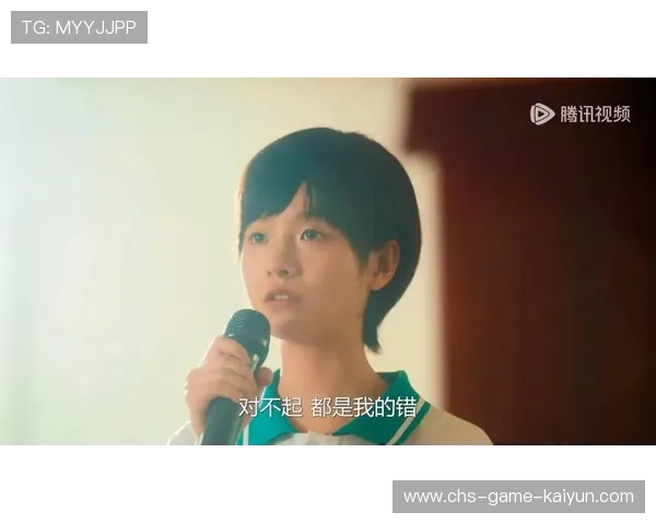 篮球少年背扣吓坏队友,场上瞬间炸裂的精神与勇气